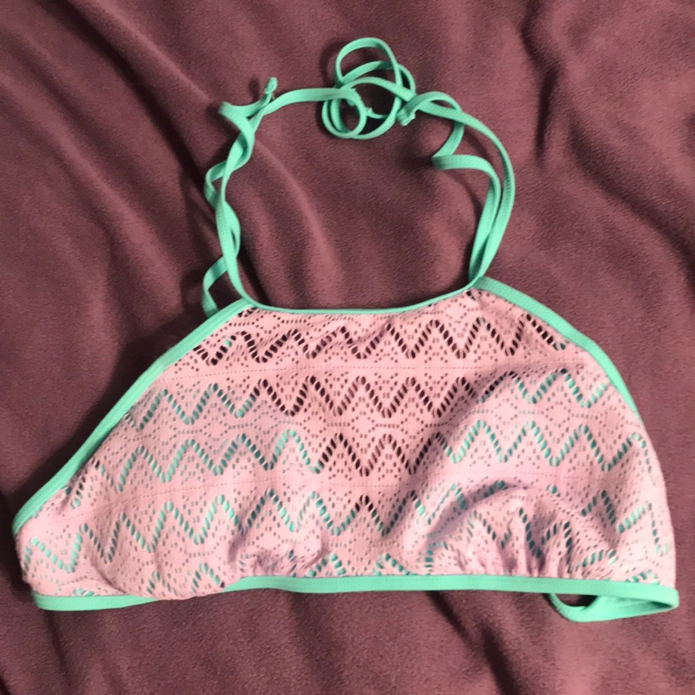 High neck, lacey swim top